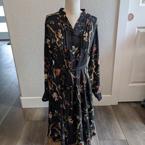 Nanette Lepore Size 6  Black Floral Long Sleeve Dress